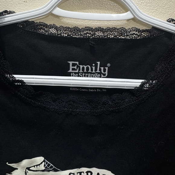 Dolls Kill Y2K grunge punk emo lace black graphic cropped top size: M - Picture 4 of 7